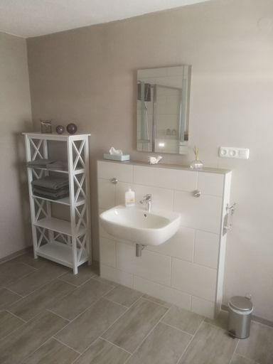 Bathroom 4, Ferienwohnung Algenrodt, Birkenfeld