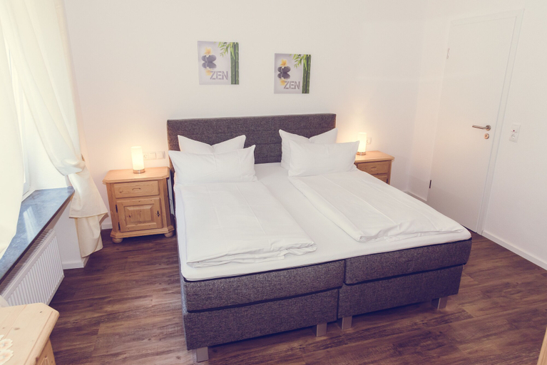 Bedroom 5, Hotel Garni Reis, Cochem-Zell