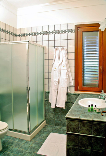 Bathroom, Disio Resort, Trapani