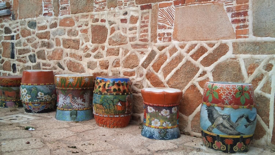 Others 5, Shi Lu Shu Zhai, Kinmen