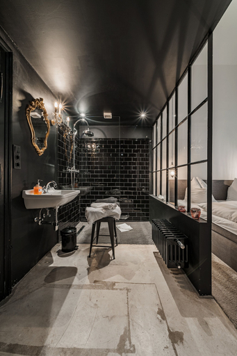Food & Drinks 4, easy-flat Augarten - Apartments near Danube and Metro, Wien