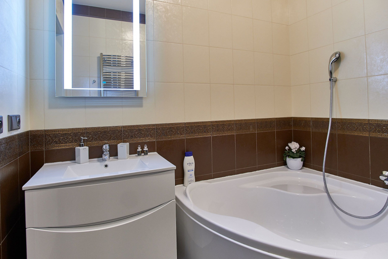Bathroom 4, Presidential Apartment In The Old Town Square, Praha 6