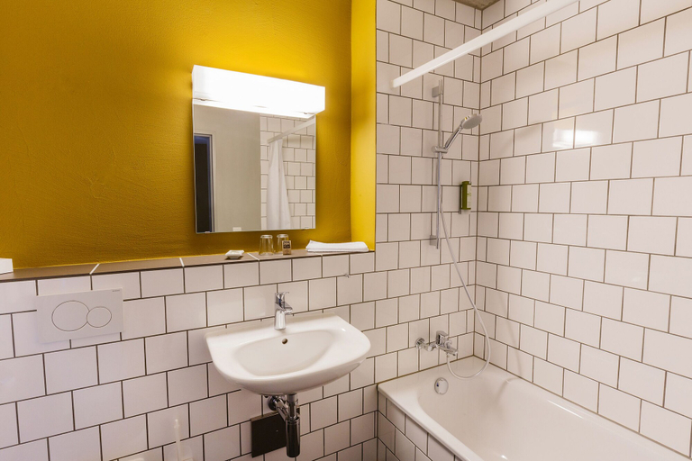 Bathroom 4, Hotel ZwiBack, Uster