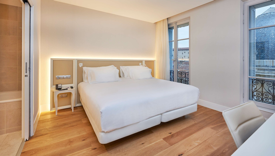 Bedroom 8