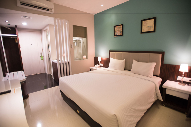 Bedroom 16