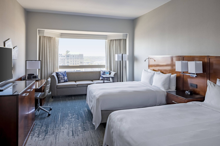 Bedroom 3, Richmond Marriott, Richmond