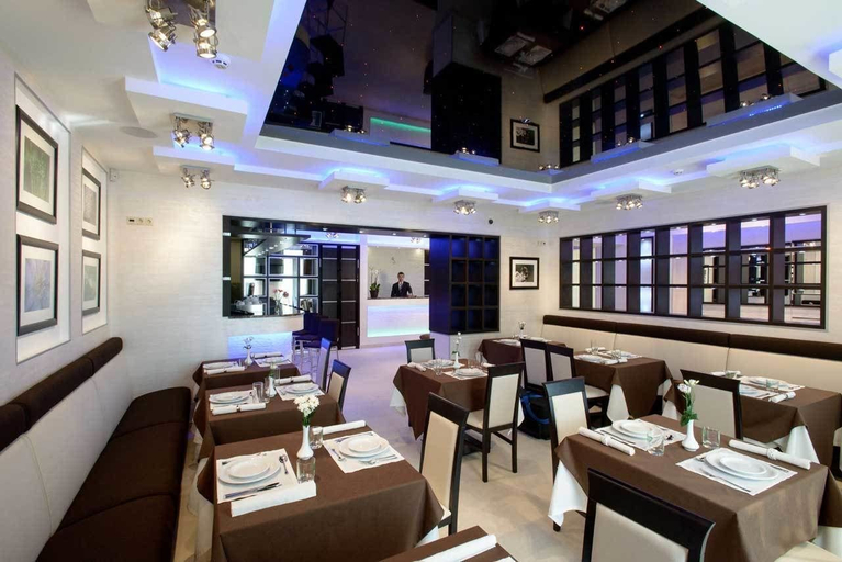 Food & Drinks 2, Hotel Vikey, Kyievo-Sviatoshyns'kyi
