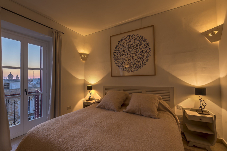 Bedroom 2, The Snop House