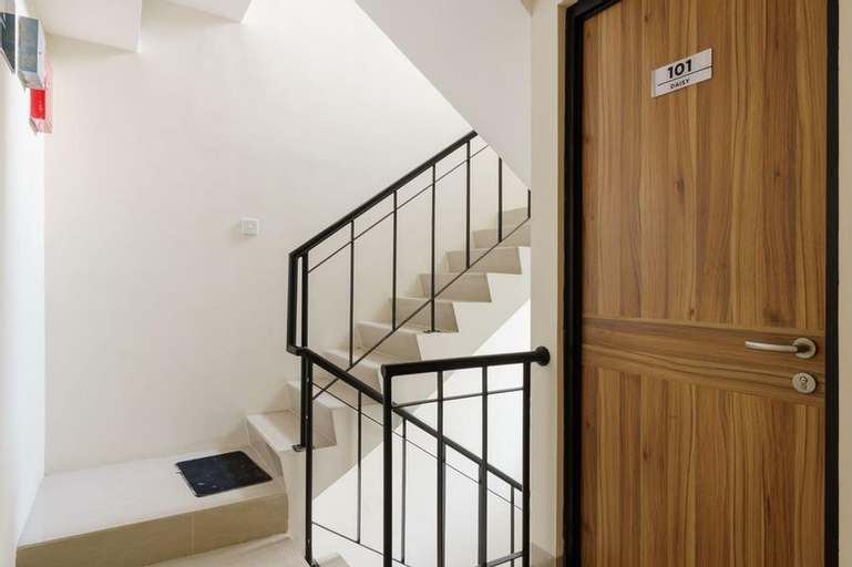 Others 5, Residences by RedDoorz @ Guntur Raya Setiabudi, South Jakarta