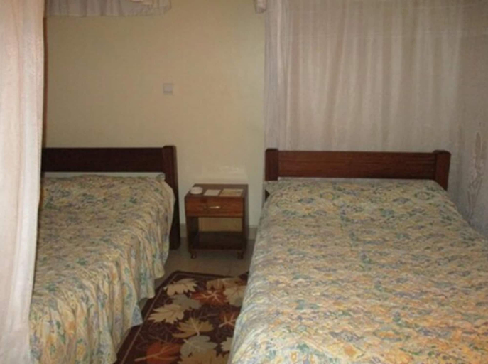 Bedroom 2, Jambo Village Hotel, Changamwe