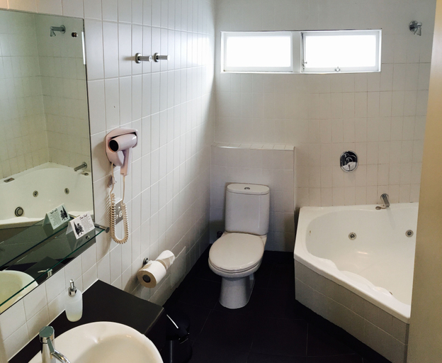 Bathroom 4, Abaco on Jervois, Waitakere