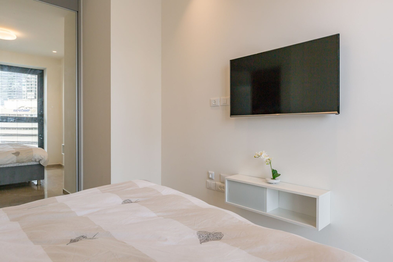 Bedroom 3, White City Tower