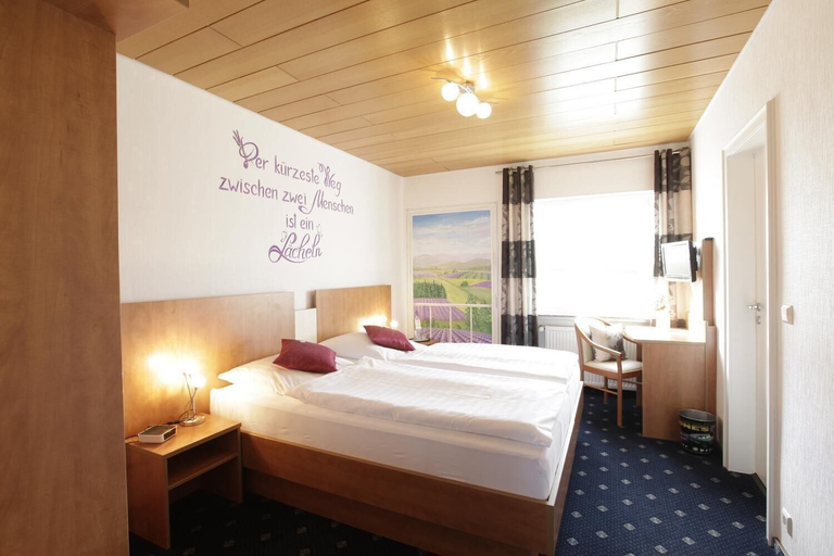 Bedroom 4, Hotel Restaurant Haus Waldesruh, Rhein-Hunsrück-Kreis