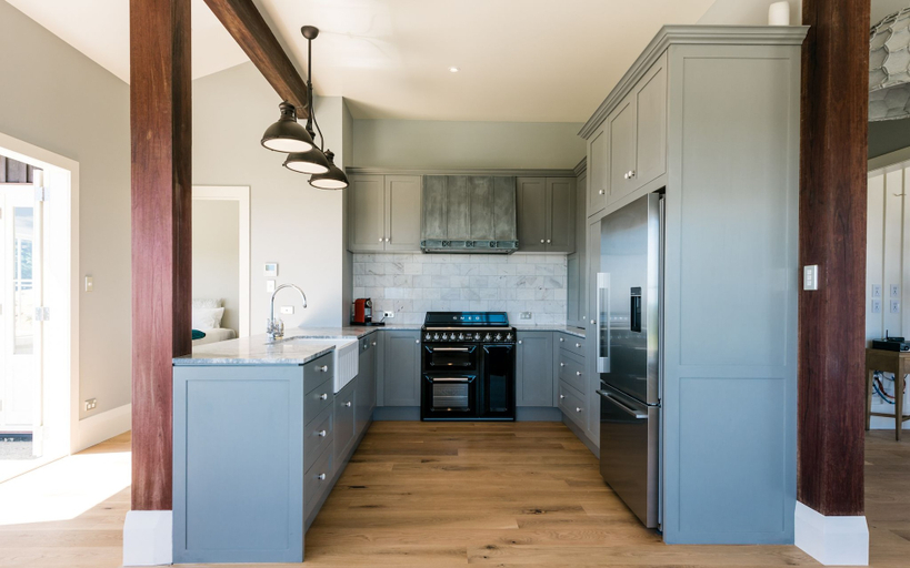 Others 5, The Lodge at Mudbrick, Auckland