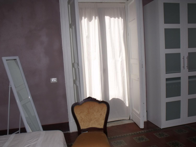 Bedroom 4, Domoikos Casa e Dimora, Catania