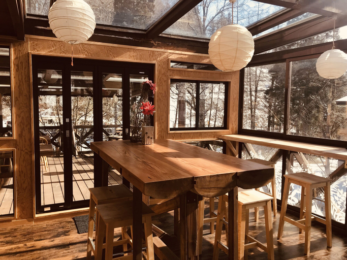 Food & Drinks 5, ALP Lodge, Hakuba