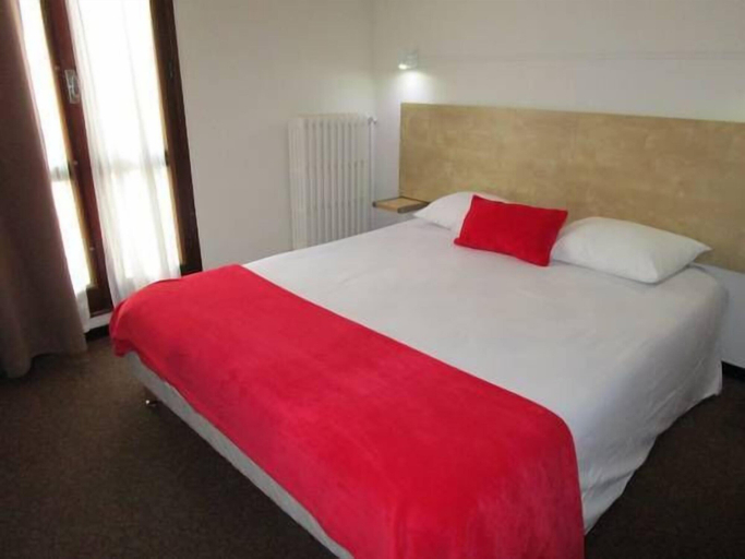 Bedroom 3, Hôtel Concorde Béziers, Hérault