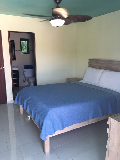 Bedroom 3, Mamacita's Guest House