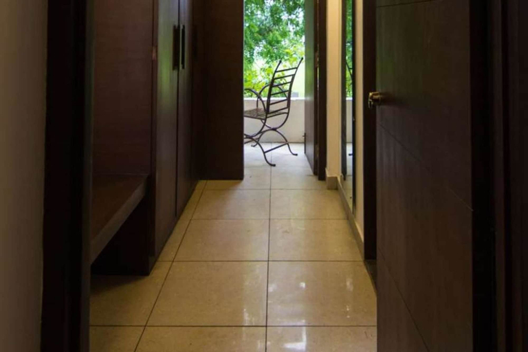 Others 5, The Ten Suites, Bhopal