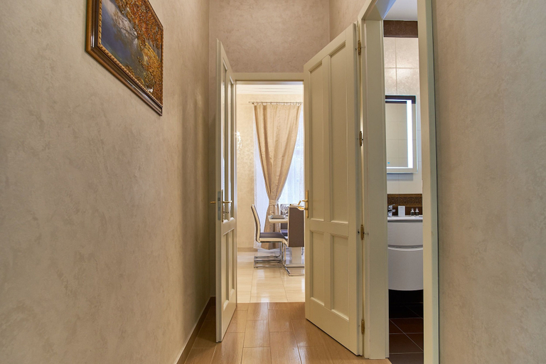 Others 5, Presidential Apartment In The Old Town Square, Praha 6