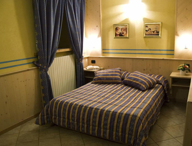 Room 2, La Corte Appartamenti, Sondrio