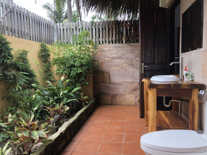 Bathroom 4, DUGONG RESORT PHU QUOC, Phú Quốc