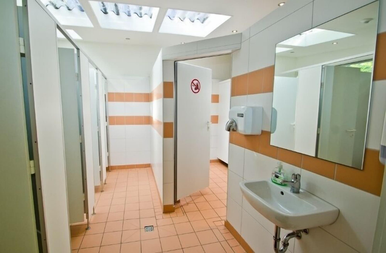 Bathroom 4, Campinghotel Eulenburg - Hostel, Osterode am Harz