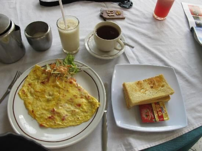 Food & Drinks, Beachfront Suite Alit, Denpasar