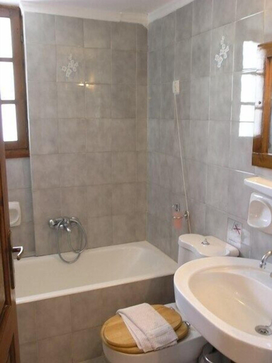Bathroom 5, Sunny Suites, Crete