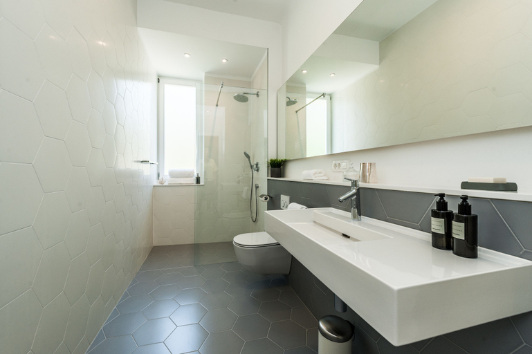 Bathroom 3, Aquamarine The Sea View Apartment, Zadar
