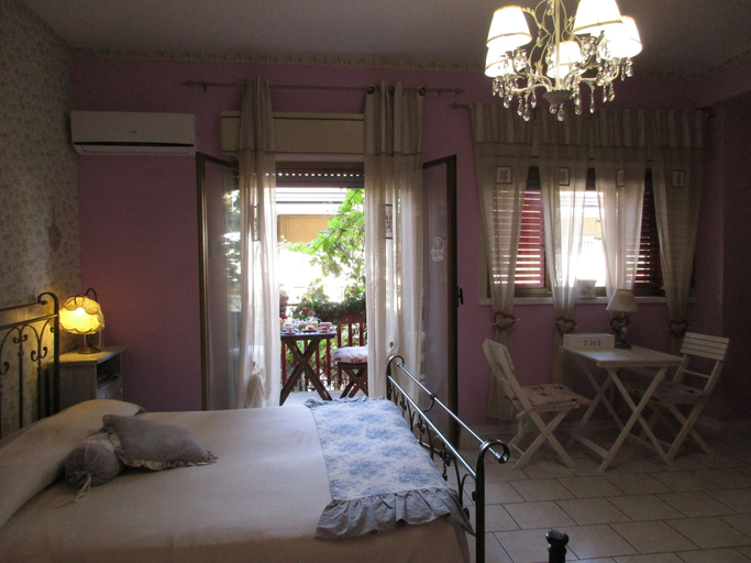 Bedroom 3, B&B Santa Sofia, Catania