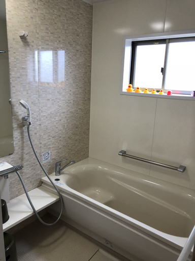 Bathroom 3, Pension Snadun, Ginoza