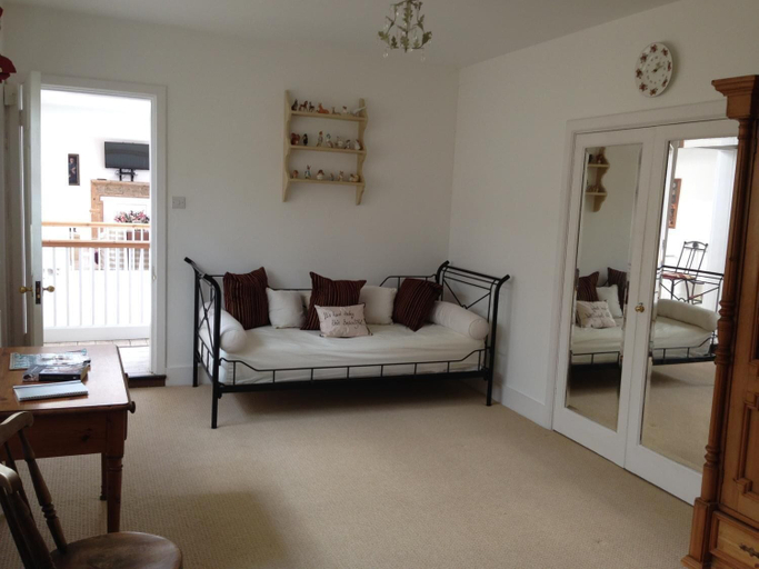 Bedroom 3, Prince Hill Holiday Cottages, Wiltshire