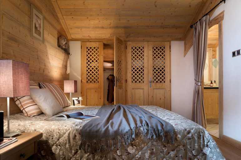 Bedroom 2, CGH Résidences & Spas Les Granges du Soleil, Savoie