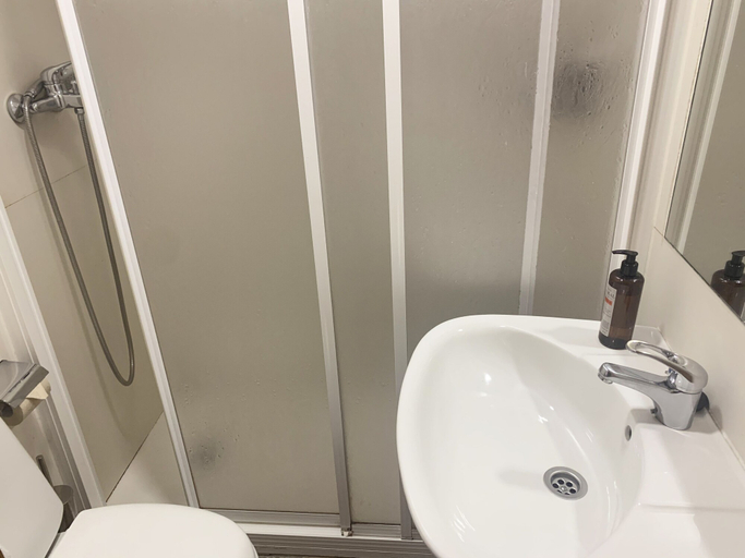 Bathroom, Apartamentos Plaza, Granada