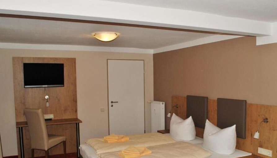 Bedroom 4, Gasthof Kampenwand Aschau, Rosenheim