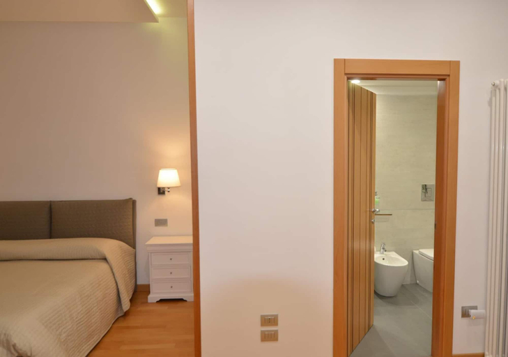 Bedroom 3, La Strada Parlata, Napoli
