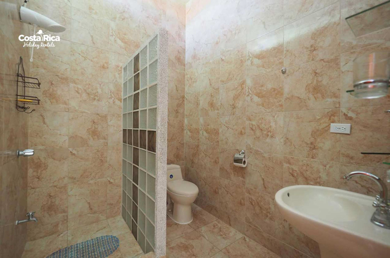 Bathroom 4, Villa Cocos 36, Garabito