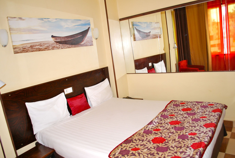 Bedroom 2, YaahoT Hotel, Mfoundi