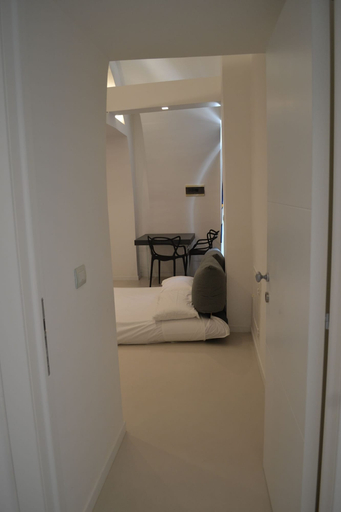 Bedroom 4, Corte Cairoli B&B and Suite, Bari