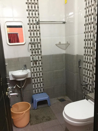 Bathroom 4, Nimmu House, Uttara Kannada
