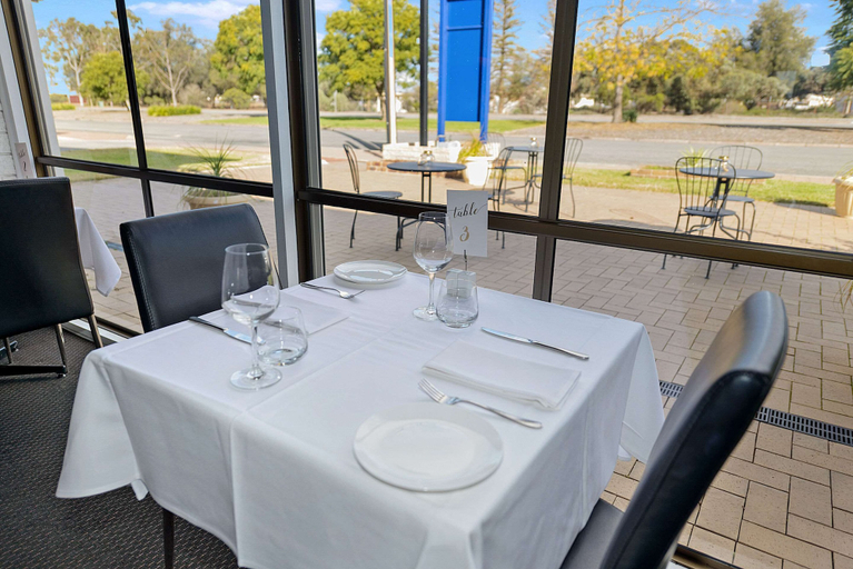 Food & Drinks 5, Comfort Inn Flinders on Main, Port Pirie C Dists - City