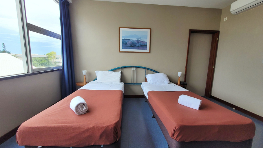 Bedroom 3, Auberge du Mocambo - Hostel, Nouméa