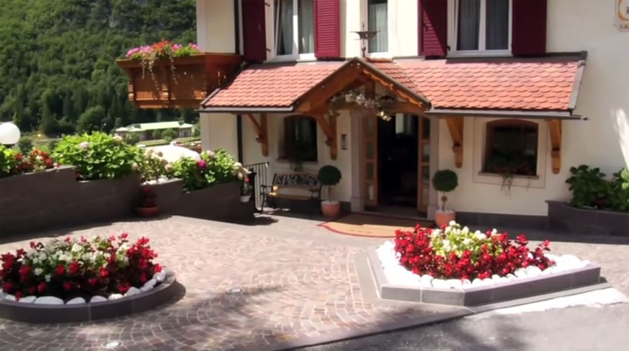 Exterior & Views 2, Hotel Olympia, Trento