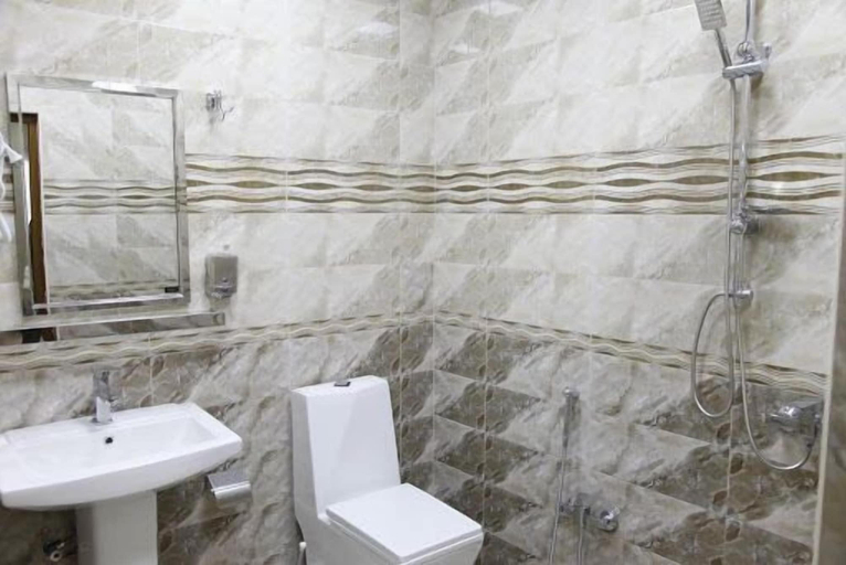Bathroom 3, Nord-West Hotel, Baku