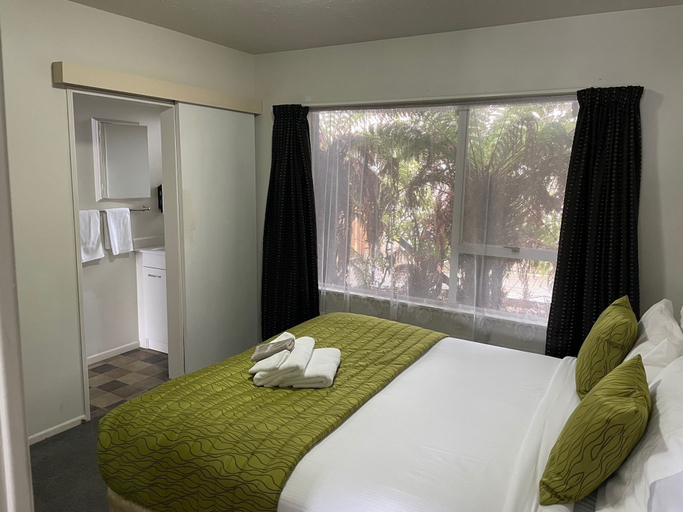Bedroom 2, Cranford Cottages And Motel, Christchurch