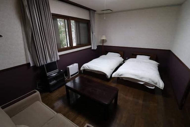 Bedroom 3, Guest House Nishiborakan - Hostel, Gujō