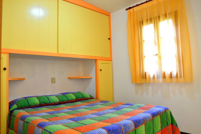 Bedroom 3, Arcobaleno Camping, Livorno