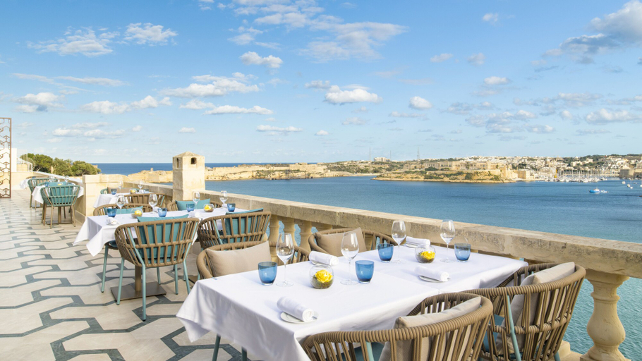 Food & Drinks 5, Iniala Valletta