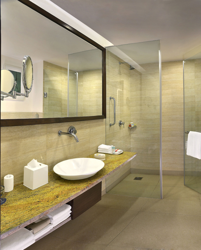 Bathroom 4, Four Points by Sheraton New Delhi, Airport Highway, Delhi